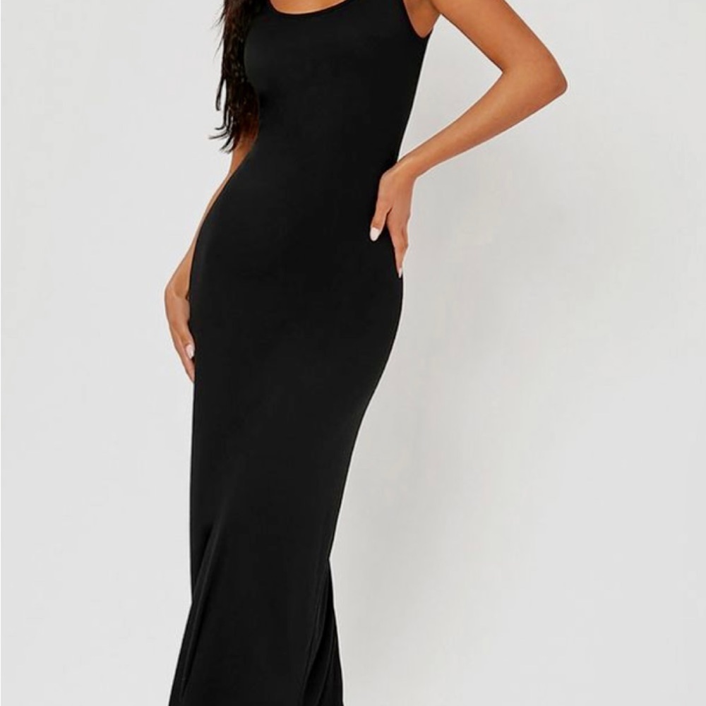 Black Maxi Ribbed Tank Dress 🖤 - Picture 8 of 12
